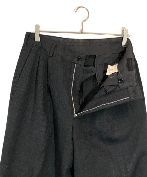 COMME des GARCONS HOMME（コムデギャルソン オム）COMME des GARCONS HOMME (コムデギャルソン オム) ウールタックパンツ グレー サイズ:SIZE Sの古着・服飾アイテム