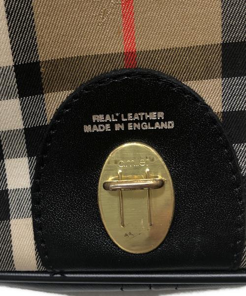 Burberry's（バーバリー）Burberry's (バーバリーズ) ショルダーバッグ ブラウン×ブラックの古着・服飾アイテム