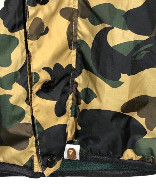 A BATHING APE（ア ベイシング エイプ）A BATHING APE (ア ベイシング エイプ) リバーシブルカモフラジャケット グリーン サイズ:Mの古着・服飾アイテム