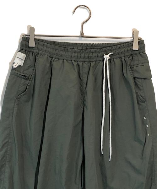 迷迭香（マンネンロウ）迷迭香 (マンネンロウ) NYLON HARVEST TRAINER グリーン サイズ:SIZE 2の古着・服飾アイテム