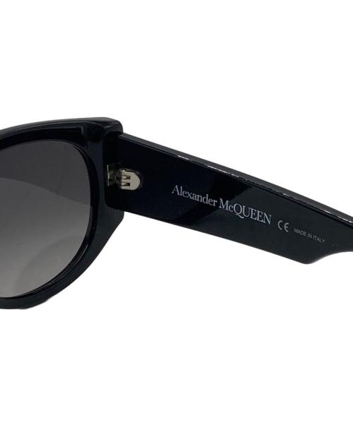 ALEXANDER McQUEEN（アレキサンダーマックイーン）ALEXANDER McQUEEN (アレキサンダーマックイーン) サイドロゴサングラス ブラック サイズ:下記参照の古着・服飾アイテム