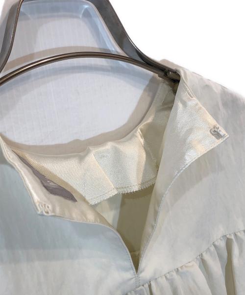 BALLSEY（ボールジィ）BALLSEY (ボールジィ) ハイカウントギャバジン ティアードブラウス ホワイト サイズ:36の古着・服飾アイテム