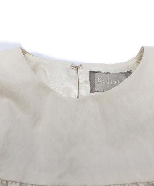 BALLSEY（ボールジィ）BALLSEY (ボールジィ) ハイカウントギャバジン ティアードブラウス ホワイト サイズ:36の古着・服飾アイテム