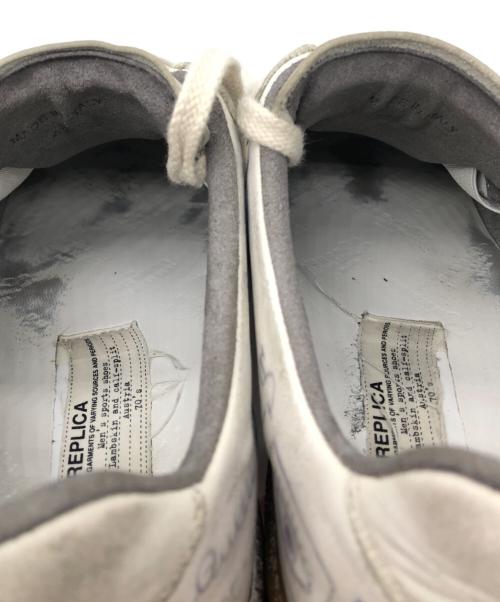 Maison Margiela（メゾンマルジェラ）Maison Margiela (メゾンマルジェラ) 落書きジャーマントレーナー ホワイト サイズ:42 1/2の古着・服飾アイテム