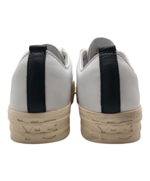Y-3（ワイスリー）Y-3 (ワイスリー) YUBEN LOW ホワイト サイズ:SIZE 27cmの古着・服飾アイテム