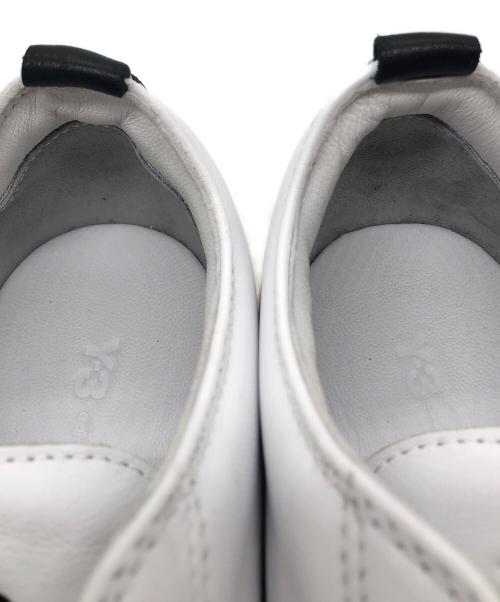 Y-3（ワイスリー）Y-3 (ワイスリー) YUBEN LOW ホワイト サイズ:SIZE 27cmの古着・服飾アイテム