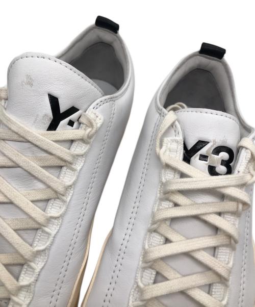Y-3（ワイスリー）Y-3 (ワイスリー) YUBEN LOW ホワイト サイズ:SIZE 27cmの古着・服飾アイテム