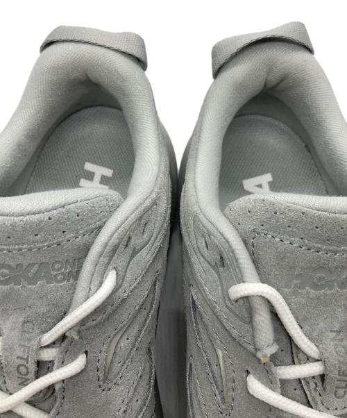 HOKAONEONE（ホカオネオネ）HOKAONEONE (ホカオネオネ) CLIFTON L SUEDE LIMESTONE グレー サイズ:27の古着・服飾アイテム
