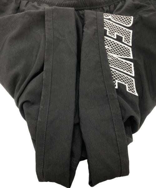 SUPREME（シュプリーム）SUPREME (シュプリーム) LOGO APPLIQUE WATER SHORT ブラック サイズ:SIZE Mの古着・服飾アイテム