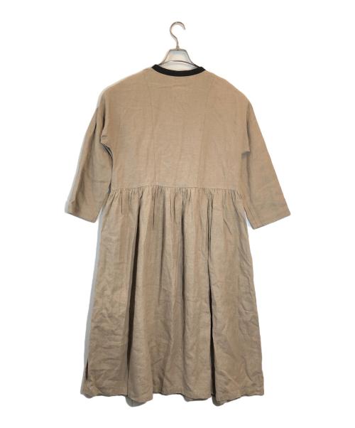 magali（マガリ）magali (マガリ) ブラッシュドベルギーリネンギャザーワンピース ベージュ サイズ:不明の古着・服飾アイテム