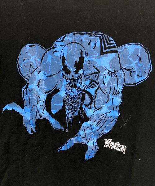 A BATHING APE（アベイシングエイプ）A BATHING APE (ア ベイシング エイプ) MARVEL (マーベル) VENOM プリントTシャツ ブラック サイズ:SIZE 2XLの古着・服飾アイテム