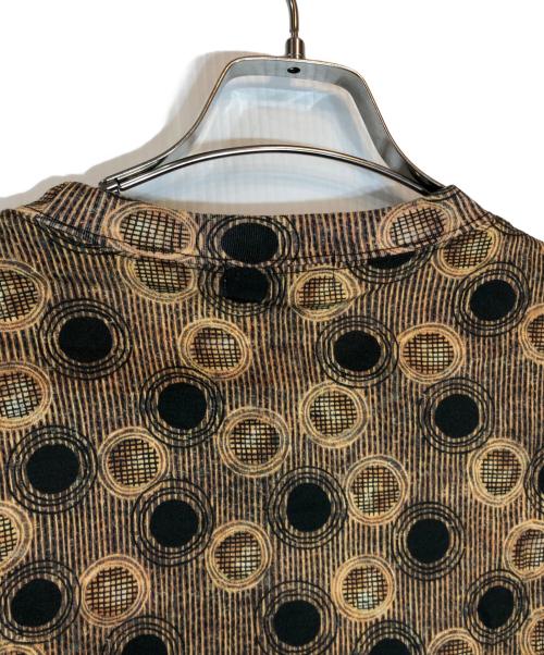 ISSEY MIYAKE MEN（イッセイミヤケメン）ISSEY MIYAKE MEN (イッセイミヤケメン) 総柄Tシャツ ブラウン サイズ:Fの古着・服飾アイテム