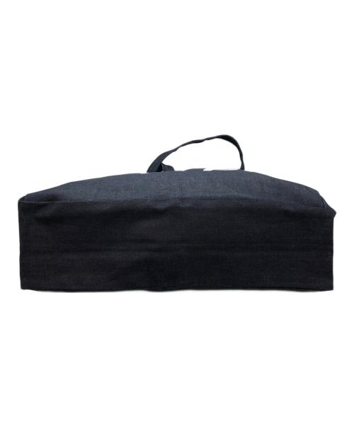 A.P.C.（アーペーセー）A.P.C. (アーペーセー) デニムロゴトートバッグ インディゴの古着・服飾アイテム