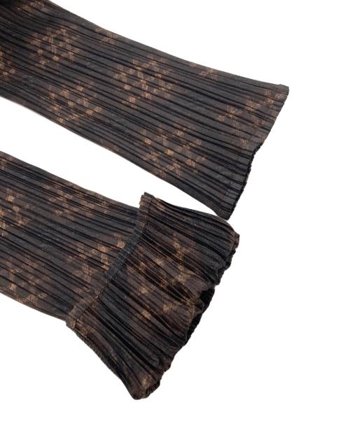 PLEATS PLEASE（プリーツプリーズ）PLEATS PLEASE (プリーツプリーズ) バイアスチェックプリーツワンピース ブラウン サイズ:SIZE 3の古着・服飾アイテム