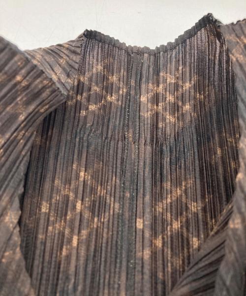 PLEATS PLEASE（プリーツプリーズ）PLEATS PLEASE (プリーツプリーズ) バイアスチェックプリーツノースリーブワンピース ブラウン サイズ:SIZE 2の古着・服飾アイテム