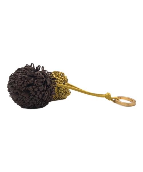 BOTTEGA VENETA（ボッテガベネタ）BOTTEGA VENETA (ボッテガベネタ) ポンポンチャーム イエロー×ブラウンの古着・服飾アイテム