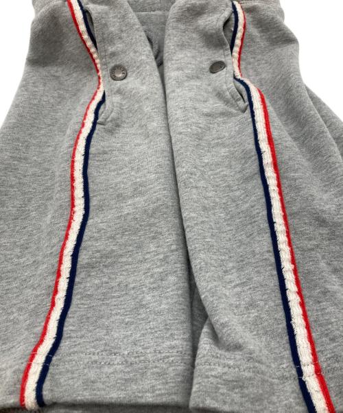 MONCLER（モンクレール）MONCLER (モンクレール) スウェットハーフパンツ グレー サイズ:SIZE Mの古着・服飾アイテム