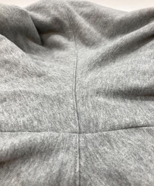 MONCLER（モンクレール）MONCLER (モンクレール) スウェットハーフパンツ グレー サイズ:SIZE Mの古着・服飾アイテム