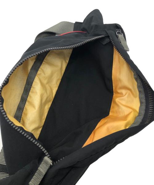 PRADA SPORTS（プラダスポーツ）PRADA SPORTS (プラダスポーツ) ナイロンウエストバッグ ブラックの古着・服飾アイテム