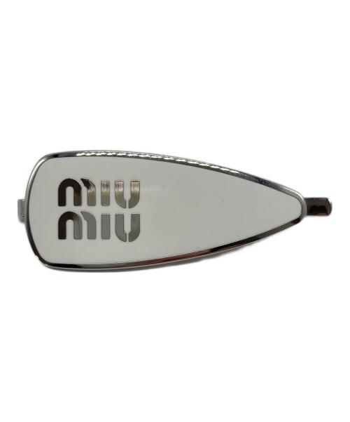 MIU MIU（ミュウミュウ）MIU MIU (ミュウミュウ) バレッタ ヘアピン ホワイト×シルバー サイズ:下記参照の古着・服飾アイテム
