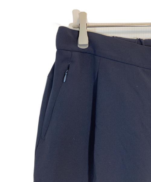 SOPHNET.（ソフネット）SOPHNET. (ソフネット) STRETCH TECH SLACKS ネイビー サイズ:SIZE Mの古着・服飾アイテム