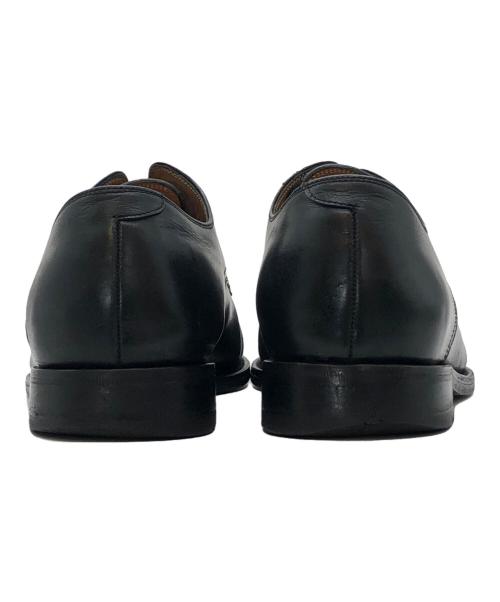 Jalan Sriwijaya（ジャランスリウァヤ）Jalan Sriwijaya (ジャランスリウァヤ) プレーントゥシューズ ブラック サイズ:SIZE 8の古着・服飾アイテム