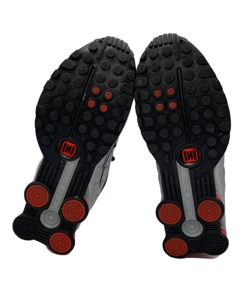 NIKE（ナイキ）NIKE (ナイキ) Shox R4 シルバー サイズ:SIZE US 9の古着・服飾アイテム