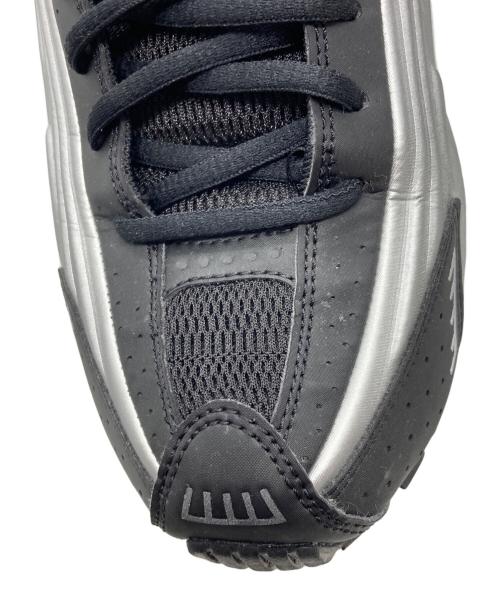 NIKE（ナイキ）NIKE (ナイキ) Shox R4 シルバー サイズ:SIZE US 9の古着・服飾アイテム