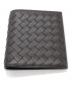 BOTTEGA VENETA（ボッテガベネタ）の古着「イントレチャート 二つ折り財布」｜ブラウン