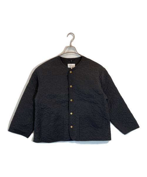 LE GLAZIK（ル グラジック）LE GLAZIK (ル グラジック) スパンナイロンタフタ カラーレス キルティングジャケット ブラック サイズ:SIZE 36の古着・服飾アイテム