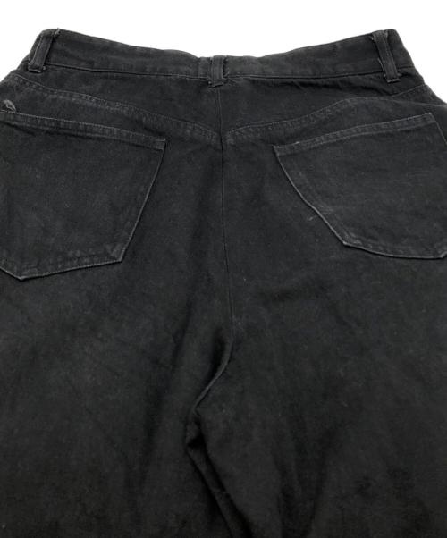 JOHN LAWRENCE SULLIVAN（ジョン ローレンス サリバン）JOHN LAWRENCE SULLIVAN (ジョン ローレンス サリバン) フロントタックワイドデニムパンツ ブラック サイズ:42の古着・服飾アイテム