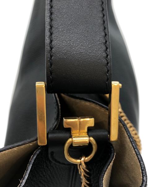 GIVENCHY（ジバンシィ）GIVENCHY (ジバンシィ) GVバケット ブラックの古着・服飾アイテム