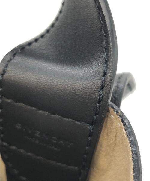 GIVENCHY（ジバンシィ）GIVENCHY (ジバンシィ) GVバケット ブラックの古着・服飾アイテム