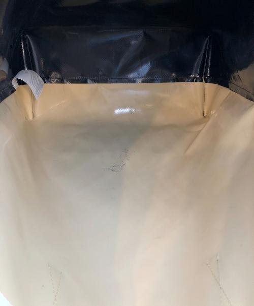 MARNI（マルニ）MARNI (マルニ) PVCトートバッグ ブラック×アイボリーの古着・服飾アイテム