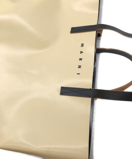 MARNI（マルニ）MARNI (マルニ) PVCトートバッグ ブラック×アイボリーの古着・服飾アイテム