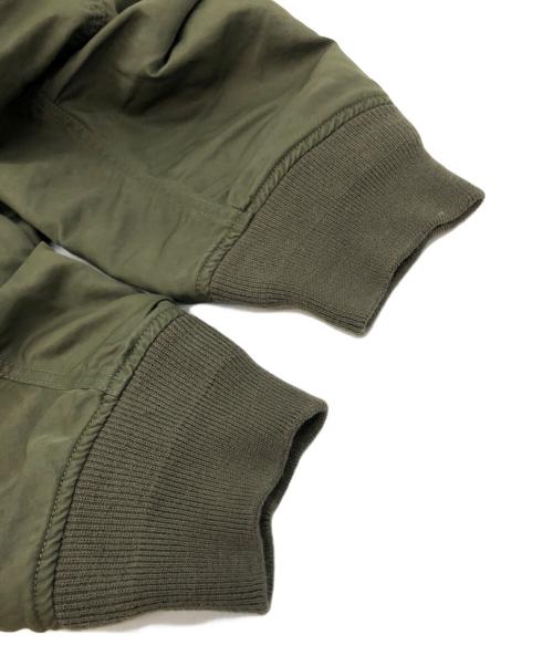 AVIREX（アヴィレックス）AVIREX (アヴィレックス) L-2 フライトジャケット カーキ サイズ:SIZE Mの古着・服飾アイテム