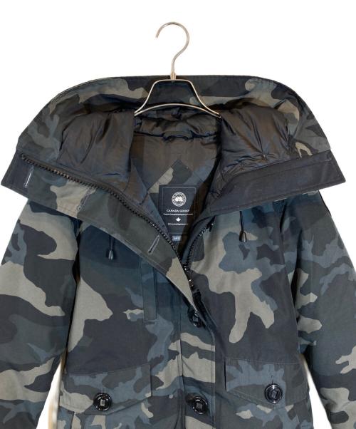 CANADA GOOSE（カナダグース）CANADA GOOSE (カナダグース) RIDEAU PARKA BLACK CAMO サイズ:SIZE XSの古着・服飾アイテム