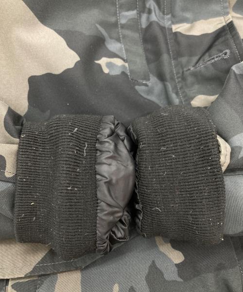 CANADA GOOSE（カナダグース）CANADA GOOSE (カナダグース) RIDEAU PARKA BLACK CAMO サイズ:SIZE XSの古着・服飾アイテム