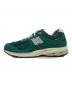 NEW BALANCE (ニューバランス) 2002R 