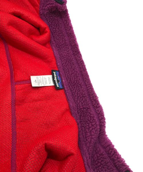 Patagonia（パタゴニア）Patagonia (パタゴニア) CLASSIC RETRO-X VEST パープル サイズ:SIZE Lの古着・服飾アイテム