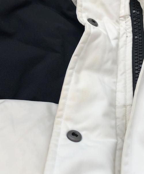 THE NORTH FACE（ザ ノース フェイス）THE NORTH FACE (ザ ノース フェイス) sacai (サカイ) フレアダウンジャケット ホワイト サイズ:Mの古着・服飾アイテム