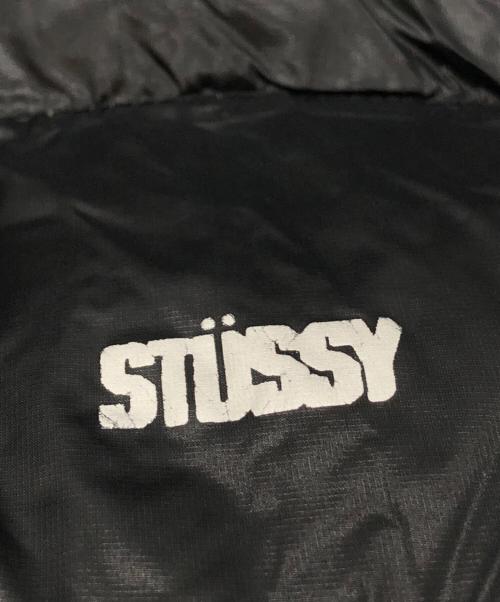 STUSSY AUTHENTIC GEAR（ステューシーオーセンティックギア）STUSSY AUTHENTIC GEAR (ステューシーオーセンティックギア) ダウンジャケット ブラック サイズ:Lの古着・服飾アイテム