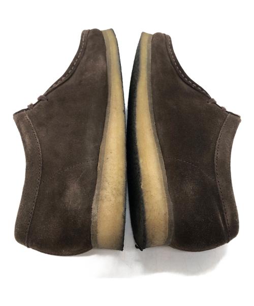 CLARKS（クラークス）CLARKS (クラークス) Wallabee Dark Brown Suede ブラウン サイズ:EU44の古着・服飾アイテム