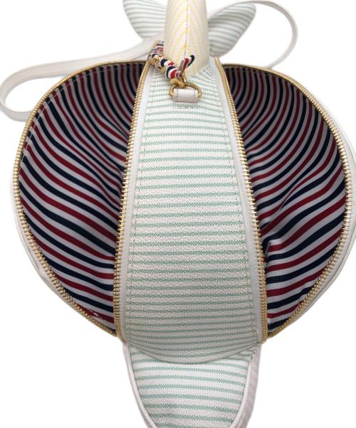 Thom Browne（トムブラウン）Thom Browne (トムブラウン) MINI DOLPHIN PASTEL STRIPED LEATHER CROSSBODY BAG ホワイトの古着・服飾アイテム