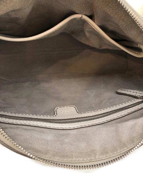 HIROFU（ヒロフ）HIROFU (ヒロフ) Hロゴハンドバッグ ホワイトの古着・服飾アイテム