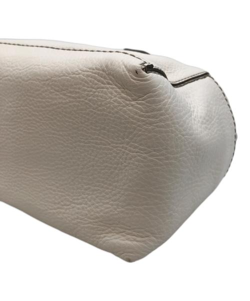 HIROFU（ヒロフ）HIROFU (ヒロフ) Hロゴハンドバッグ ホワイトの古着・服飾アイテム