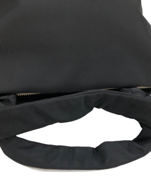 TOCCA（トッカ）TOCCA (トッカ) フリル 2WAYバッグ ブラックの古着・服飾アイテム