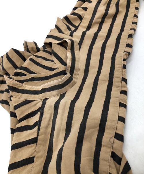 IM ISSEY MIYAKE（アイエムイッセイミヤケ）IM ISSEY MIYAKE (アイエムイッセイミヤケ) 染めストライプバンドカラーシャツ ベージュ サイズ:SIZE Mの古着・服飾アイテム