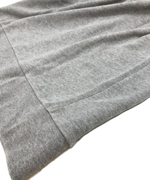 MONCLER（モンクレール）MONCLER (モンクレール) ロゴ刺繍スウェット グレー サイズ:SIZE Mの古着・服飾アイテム