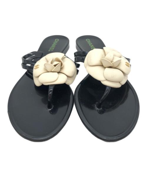 CHANEL（シャネル）CHANEL (シャネル) カメリア トングサンダル ブラック サイズ:SIZE 37の古着・服飾アイテム